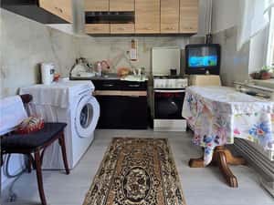 Apartament 3 camere, 2 bai, etaj intermediar- Nicolina