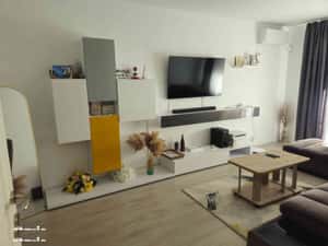 Apartament 2 camere, balcon și loc de parcare — miniatura 2