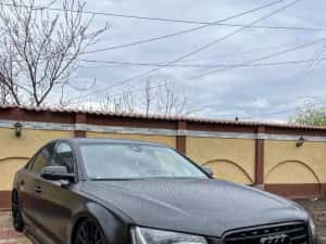 AUDI S8 670HP 911Nm