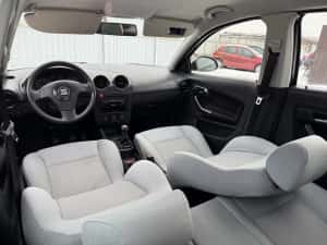 SEAT IBIZA 1.4i* 75cp* 2004 * IMPECABIL!!! — miniatura 6