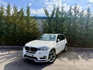 Vând BMW X5 2.5Sd/Alb Perlat/Aero-Pack/ Panoramic/ Virtual cockpit/Line-Side Assist
