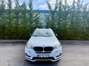 Vând BMW X5 2.5Sd/Alb Perlat/Aero-Pack/ Panoramic/ Virtual cockpit/Line-Side Assist — miniatura 2