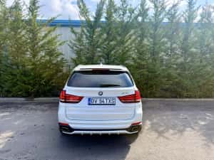 Vând BMW X5 2.5Sd/Alb Perlat/Aero-Pack/ Panoramic/ Virtual cockpit/Line-Side Assist — miniatura 6