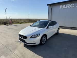 Volvo V40 Ocean Race/panorama/camera/distronic/lane/side/190cp/rate/garantie — miniatura 4