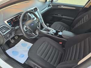 FORD MONDEO ECONETIC BERLINA CULOARE ALB AN 2015 — miniatura 7