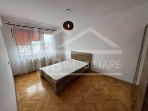 Apartament cu 2 camere, 46mp, Zona Ultracentral — miniatura 3