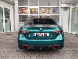 Alfa Romeo Giulia Tributo Italiano Q4, model 2025 — miniatura 4