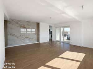 Apartament 3 camere, parcare inclusa, Central Ploiesti (Bucegi) — miniatura 3