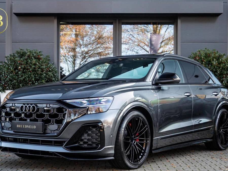 Audi Q8 Automată 489 HP Hibrid (B/E) — fotografie 1 din 7