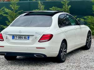 Mercedes E220 4Matic — miniatura 4