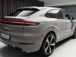 Porsche Cayenne Hibrid 2024 — miniatura 3