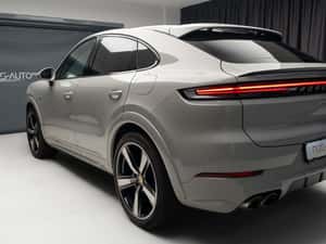 Porsche Cayenne Hibrid 2024 — miniatura 4