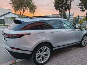 Land Rover Range Rover Velar 2017 second hand — miniatura 4