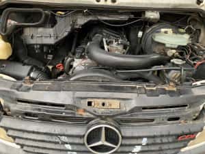 DEZMEMBREZ PIESE Mercedes SPRINTER 411 CDI 2.2 cdi 110 cp Punte Dubla 2001 — miniatura 8