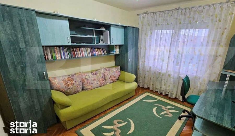 Apartament cu 3 camere de vanzare – Pandurilor | Etaj intermediar , — fotografie 1 din 5