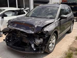 VW Tiguan 2.0 TDI DSG Panoramic 2018 avariat — miniatura 9