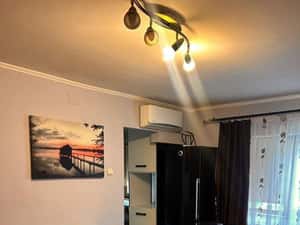 Închiriez apartament cu o camera — miniatura 3
