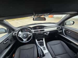 BMW seria 3 an 2010 — miniatura 8
