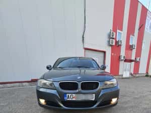 BMW seria 3 an 2010 — miniatura 9