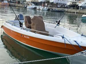 Barca / Salupa Delphin 5.5.An 2020 cu motor Yamaha 80 cp (100 h) + peridoc inmatriculat. Pescuit, agrement, etc — miniatura 6