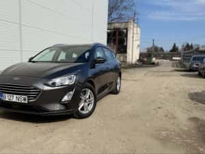 Ford Focus SW ECOBLUE 2021 — miniatura 9