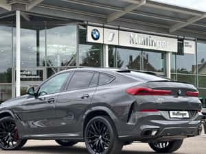 BMW X6 2025 SUV Diesel, 10.824 km, EUR 83.133 — miniatura 7