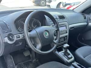 Skoda Octavia 1.9  diesel Automata — miniatura 7