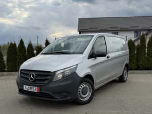 Mercedes Vito-2017-116 Cdi //2.2  163 cai//Webasto/ Ac/ navi/ Bt/ comenzi volan/ cârlig/ 3 locuri/ dubă