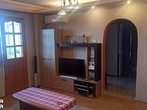 Inchiriez apartament 2 camere — miniatura 3