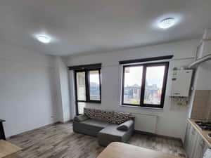 Persoană fizică vând apartament cu 2 cam la Palas-Lazăr Residence — miniatura 4