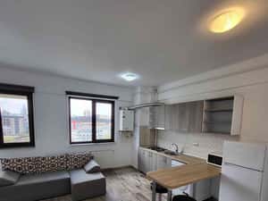Persoană fizică vând apartament cu 2 cam la Palas-Lazăr Residence — miniatura 5