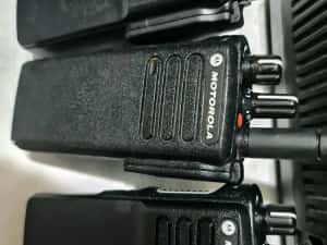 Statii MOTOROLA DP4400 Digitale.uhf. — miniatura 5