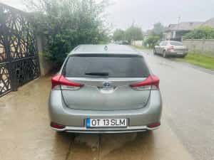 Vând Toyota Auris Hybrid, an fabricație 2017, motor 1.8.