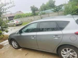 Vând Toyota Auris Hybrid, an fabricație 2017, motor 1.8. — miniatura 6