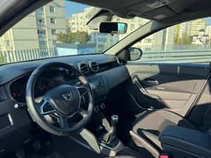 Dacia Duster, motorizare 1.6 benzina 114 CP, tractiune fata — miniatura 6
