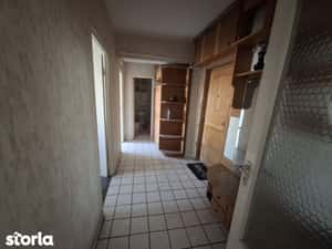 B-dul Unirii (ultracentral)–apartament cu 4 camere, 2 bai, balcon mare — miniatura 6