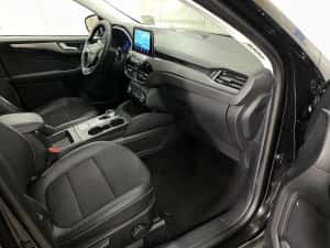 Vand Ford Kuga 2022 2488 cmc — miniatura 9