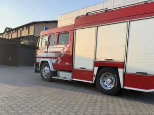 Mașina de Pompieri Mercedes, echipata și înmatriculată, 3000 Litri — miniatura 4