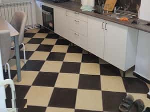 Apartament poarta 6 de închiriat