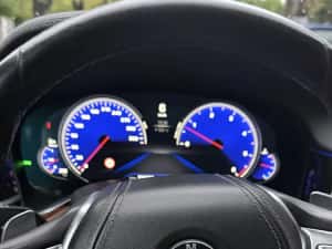 21000€ bmw seria 740 xdriver g11 accept unele variante cu masini pe benzina — miniatura 5