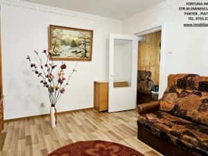 Apartament 2 camere decomandate, in bloc Ultracentral, zona Lic.Spiru Haret
