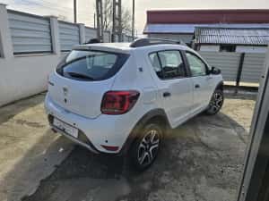 Sandero Stepway  1.0 tce GPL 2020/11 usor avariat Lovit — miniatura 5