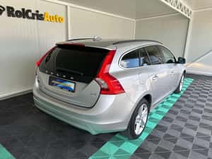 Volvo V60 Automată 150 HP Diesel — miniatura 3