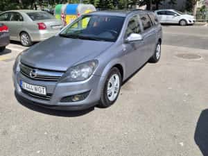 De Vânzare Opel Astra An 2011 Motor 1.7 Diesel Euro 5 — miniatura 6