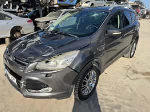 Ford Kuga 2 2013 2.0 euro 5 4x4 automat avariat lovit avariate — miniatura 6