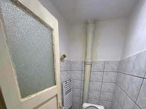 De vanzare apartament cu 2 camere, 2 bai si balcon, etajul 1 , 45000e — miniatura 6