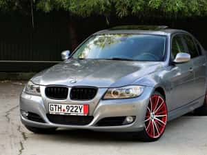 BMW Seria 3 / E90 / LCi / 320D / 184CP / Euro 5 / Trapa / Distributie schimbata / Doua seturi de roti — miniatura 2