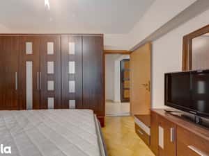 Apartament spatios, decomandat, bloc 1996, Calea Calarasilor! — miniatura 4