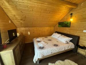 Cabana de inchiriat cu ciubar si sauna — miniatura 5
