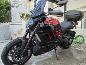 Ducati Diavel Carbon Red variante — miniatura 3